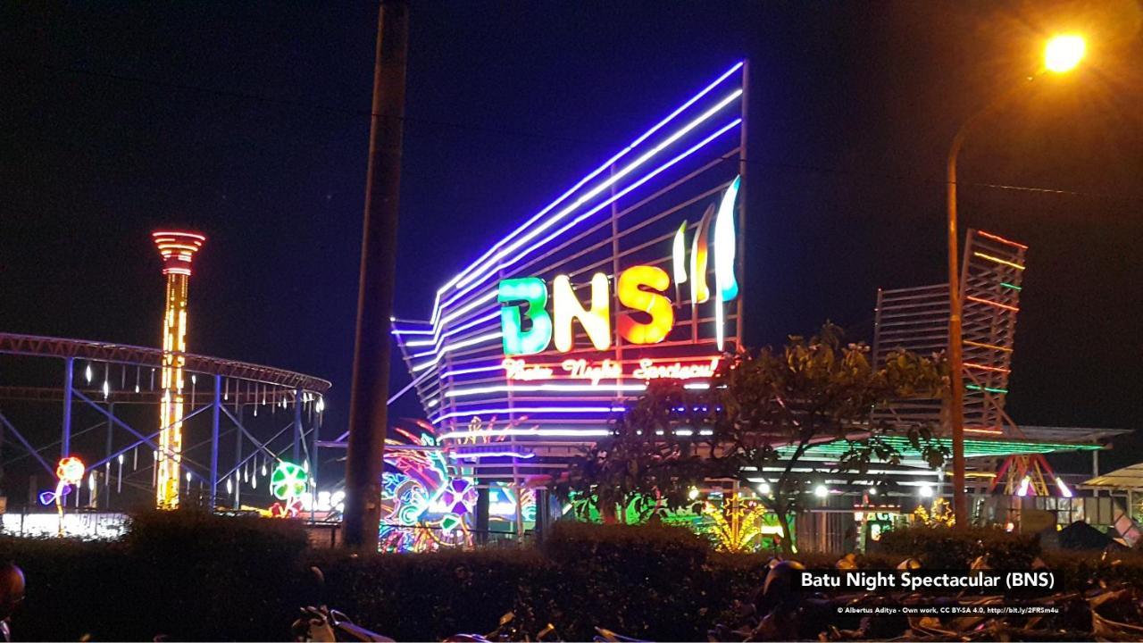 คาซา Ts 16 Hotel มะลัง ภายนอก รูปภาพ