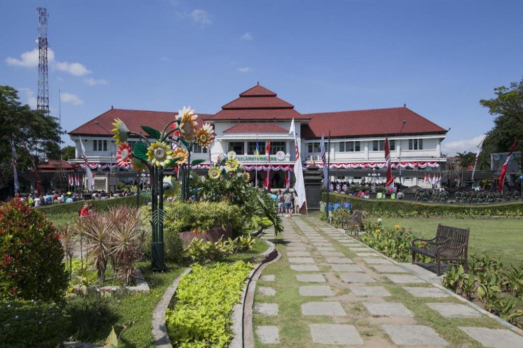 คาซา Ts 16 Hotel มะลัง ภายนอก รูปภาพ
